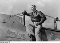 09-1944-Jagdflieger_Feldwebel_Konrad_Bauer.jpg